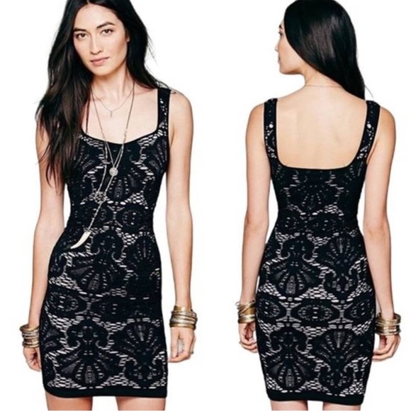 Free people intimately Size S/M Medallion Crochet Lace Black Dress - Picture 3 of 3